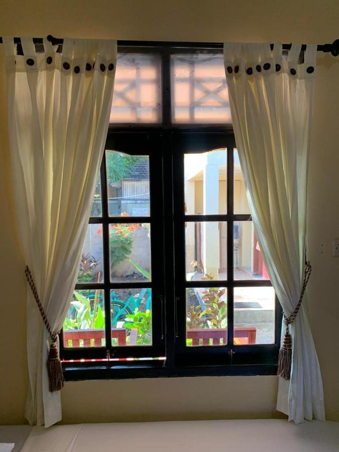 Lisa Homestay Gili Trawangan Esterno foto