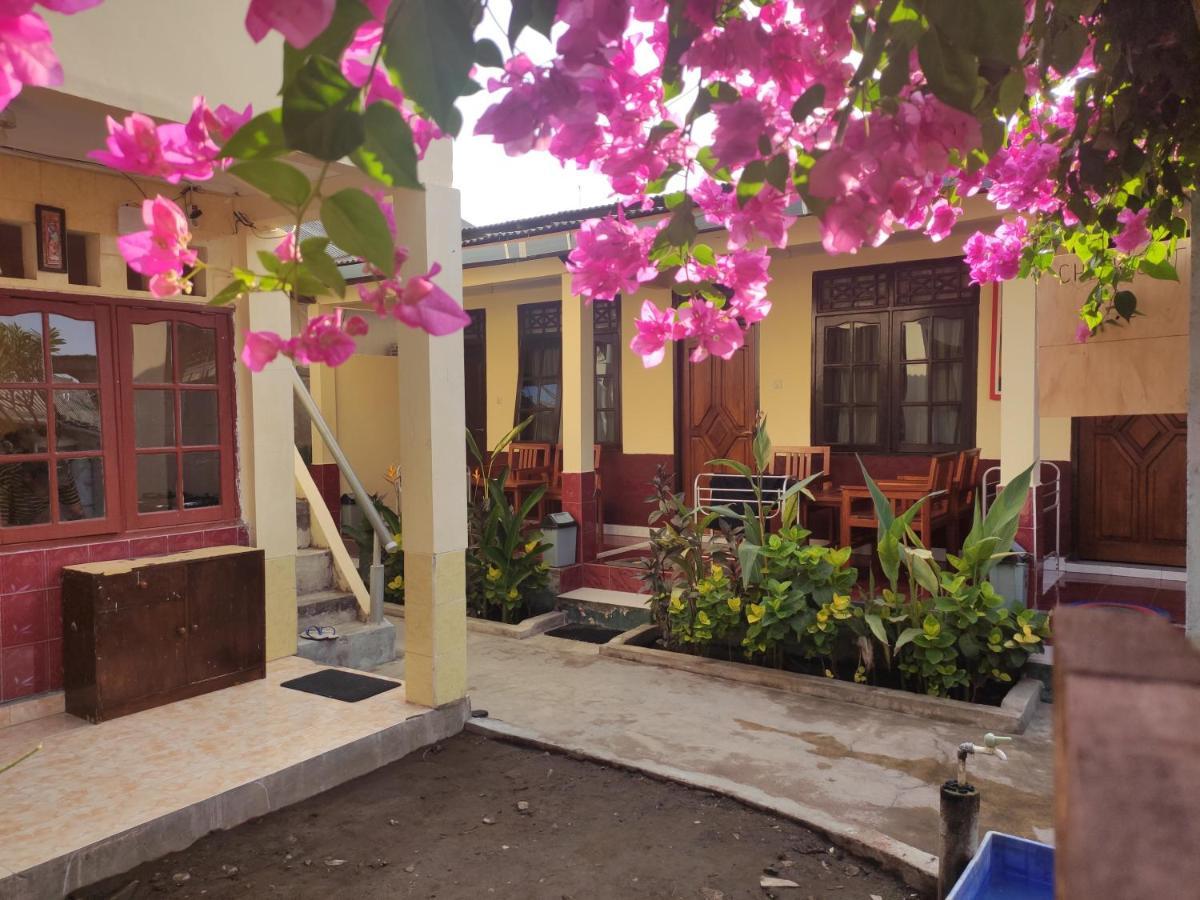 Lisa Homestay Gili Trawangan Esterno foto